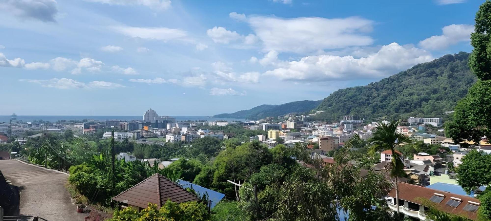 ราทาน่าฮิลล์ ป่าตอง Aparthotel Patong ภายนอก รูปภาพ