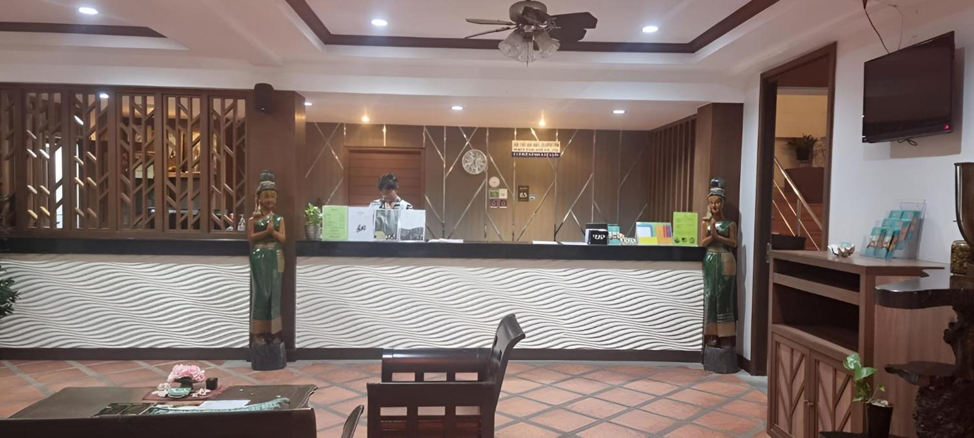 ราทาน่าฮิลล์ ป่าตอง Aparthotel Patong ภายนอก รูปภาพ
