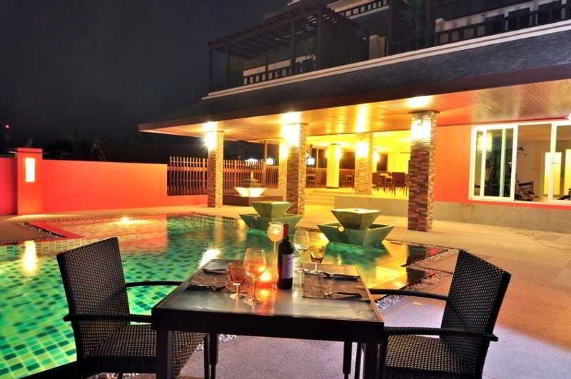 ราทาน่าฮิลล์ ป่าตอง Aparthotel Patong ภายนอก รูปภาพ